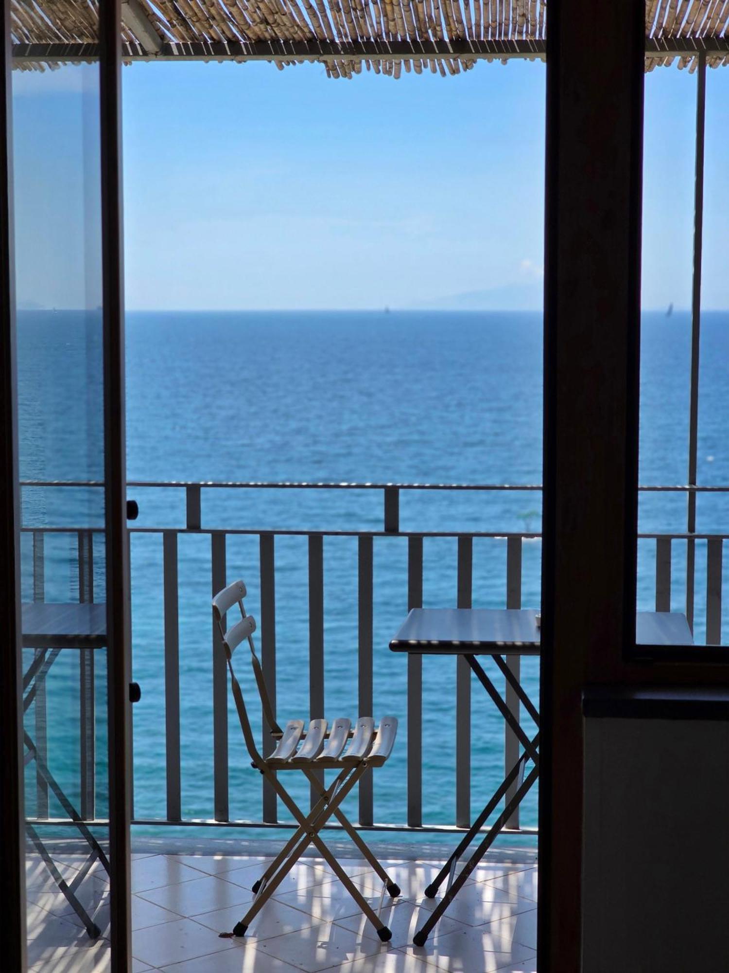 Oasi Relais Bed & Breakfast Vico Equense Bagian luar foto