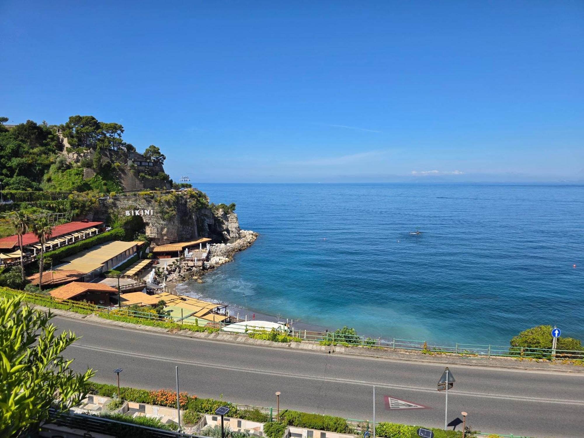 Oasi Relais Bed & Breakfast Vico Equense Bagian luar foto