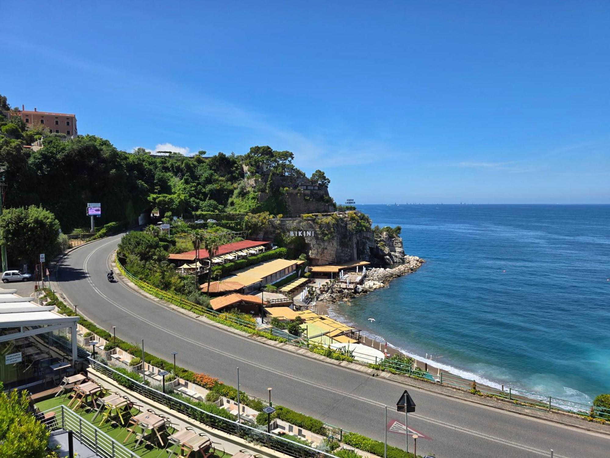 Oasi Relais Bed & Breakfast Vico Equense Bagian luar foto