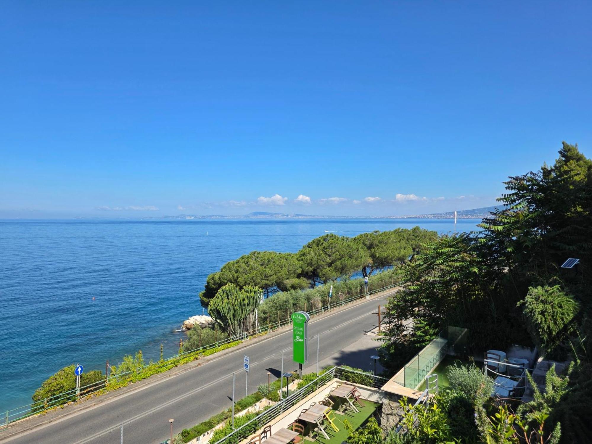Oasi Relais Bed & Breakfast Vico Equense Bagian luar foto