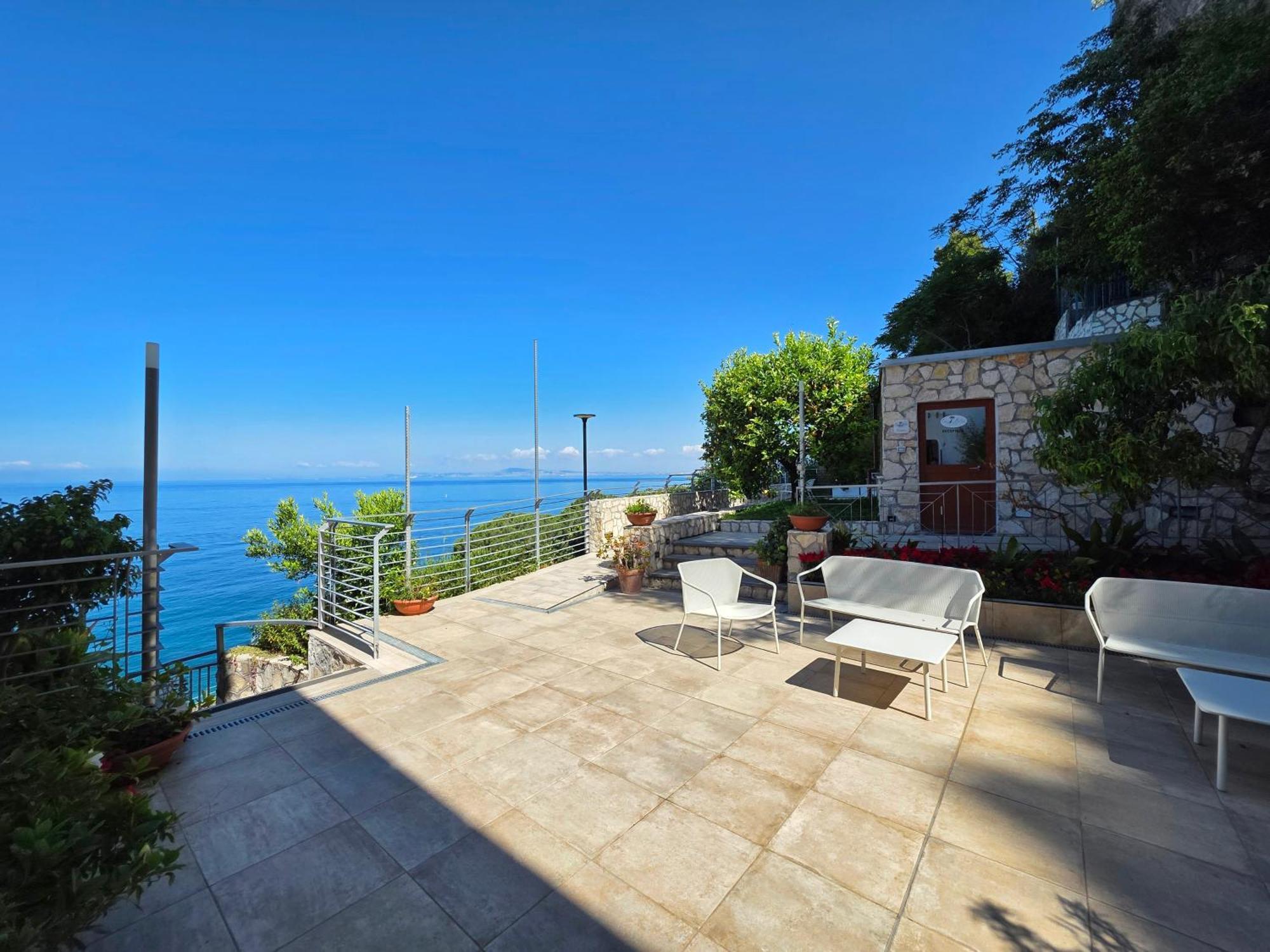 Oasi Relais Bed & Breakfast Vico Equense Bagian luar foto