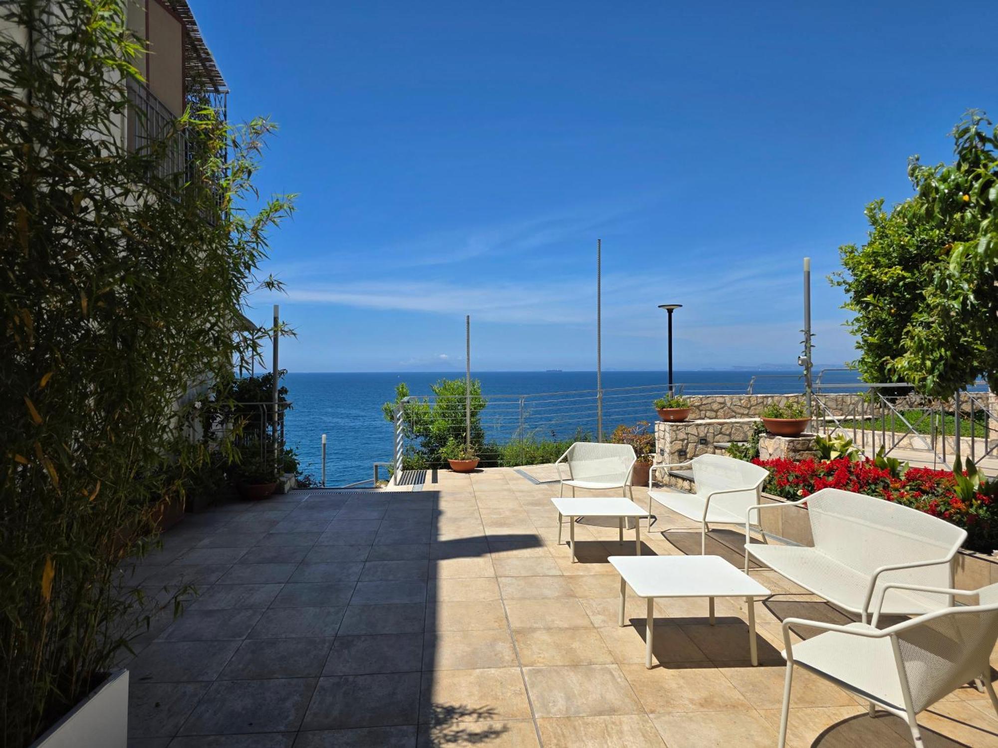 Oasi Relais Bed & Breakfast Vico Equense Bagian luar foto