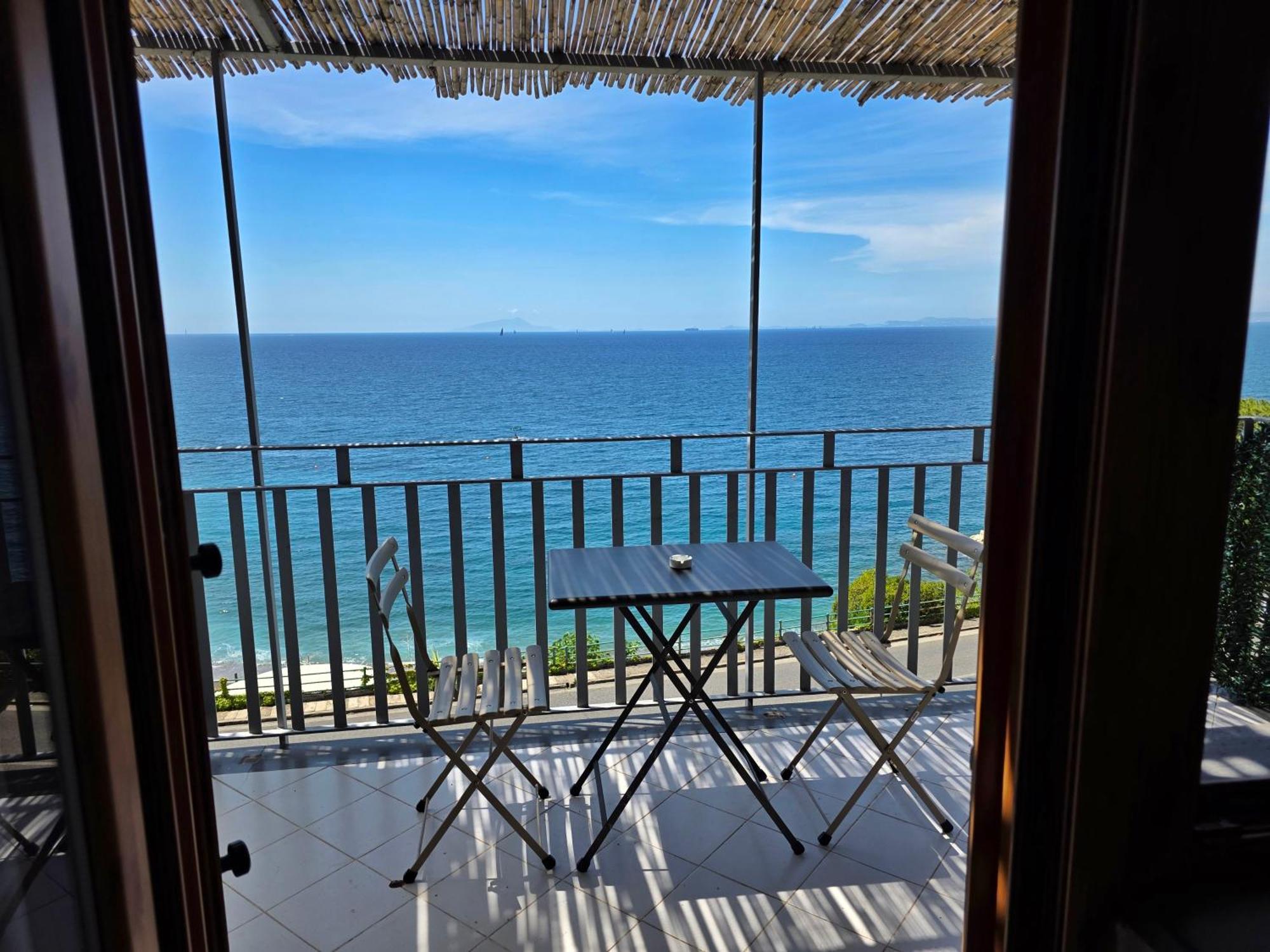 Oasi Relais Bed & Breakfast Vico Equense Bagian luar foto