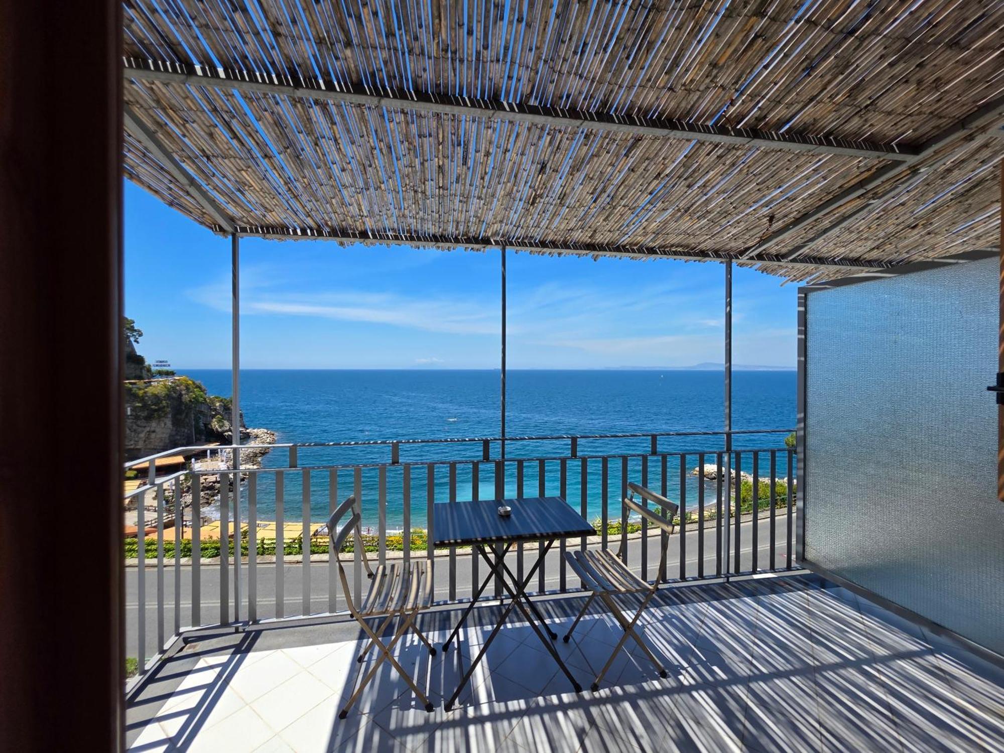 Oasi Relais Bed & Breakfast Vico Equense Bagian luar foto