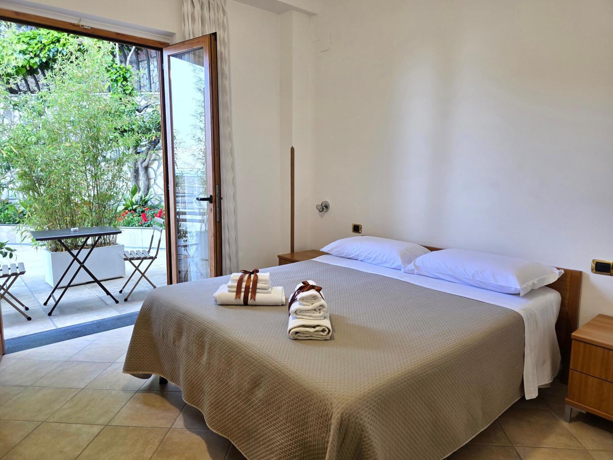 Oasi Relais Bed & Breakfast Vico Equense Bagian luar foto