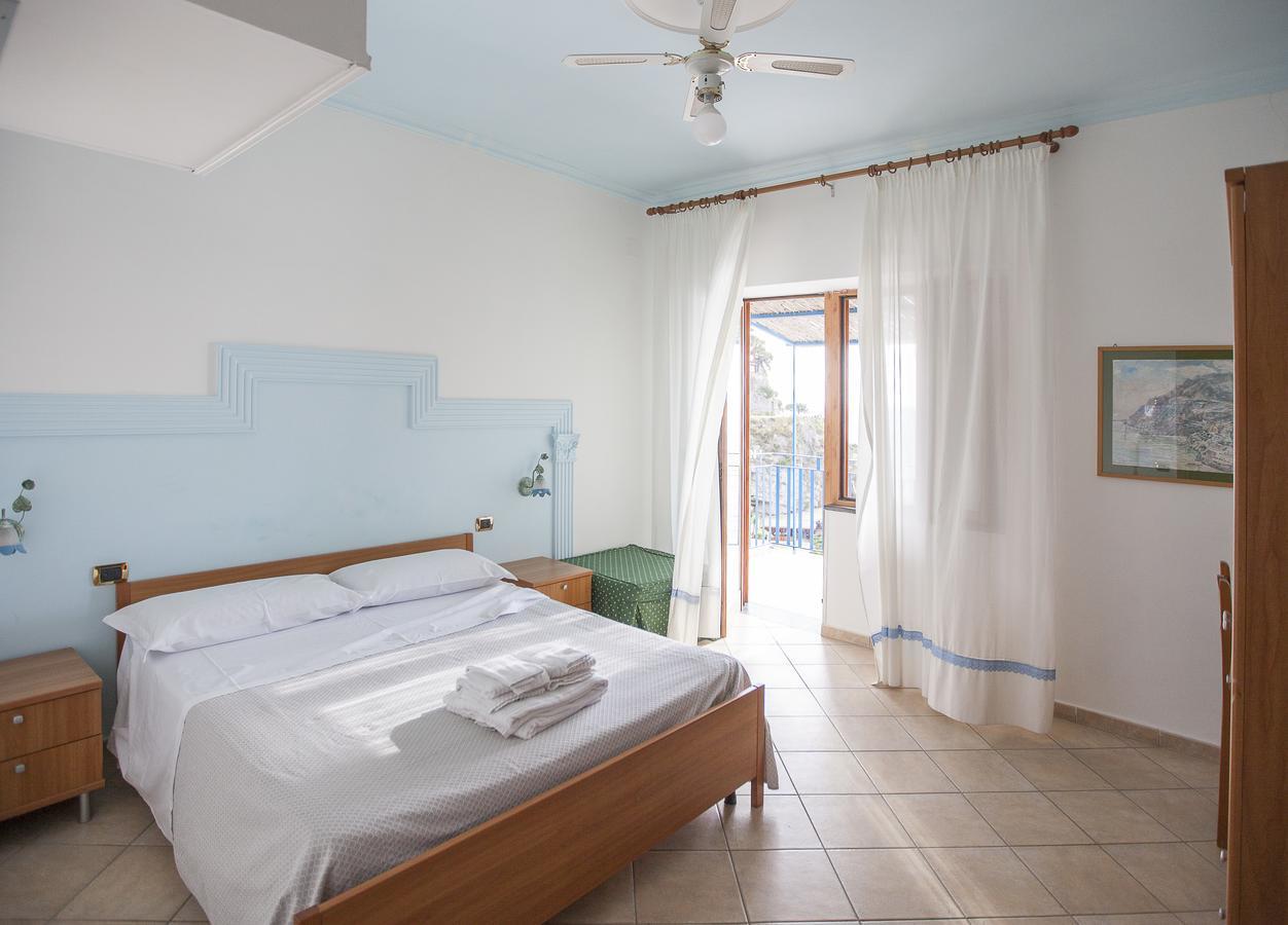 Oasi Relais Bed & Breakfast Vico Equense Bagian luar foto