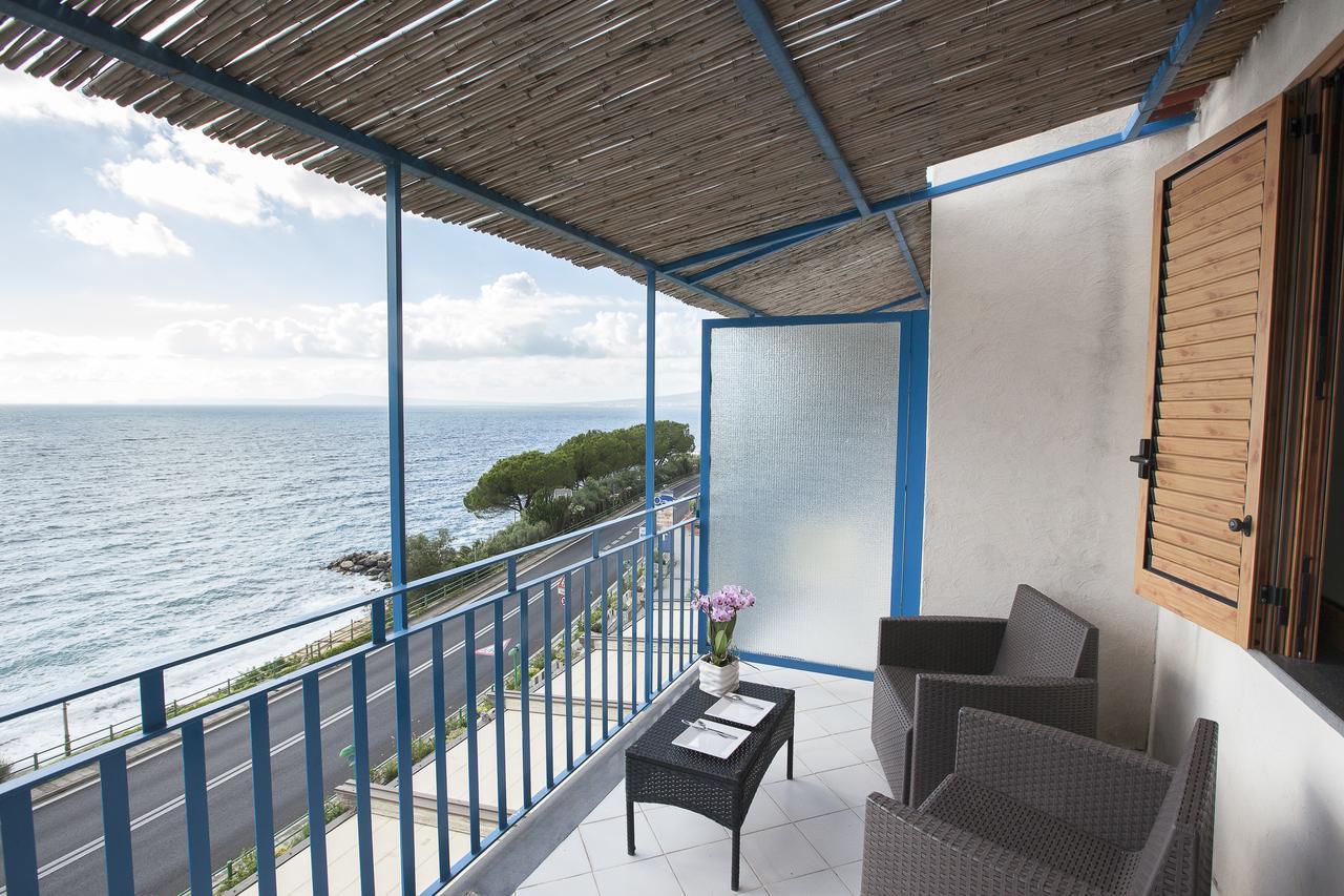 Oasi Relais Bed & Breakfast Vico Equense Bagian luar foto